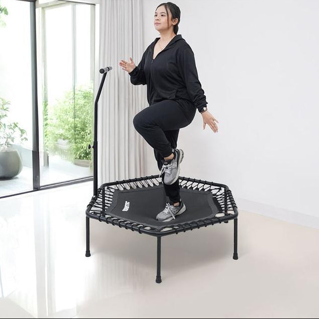 Kinetic 112 cm Trampoline Dengan Handle Bar Hrtr09E Trampolin Alat Bermain Dan Olahraga Jumping Pad