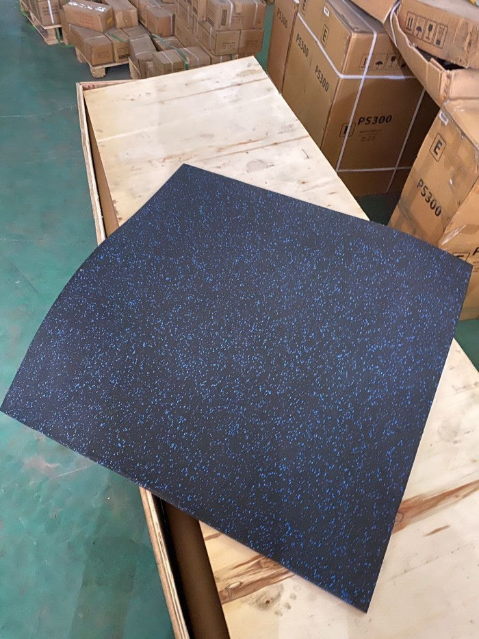 NB ACC S-1556 INTERLOCK RUBBER FLOOR MAT BLUE DOT