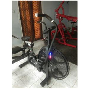 Alat Fitness Gym Skierg Ski Machine SKIERG SKI MACHINE USAFIT UF024 & air bike spirit alat gym import