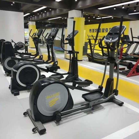 BRTW EB8100 Eleptical Cross Trainer /Commercial Equipment Fitness
