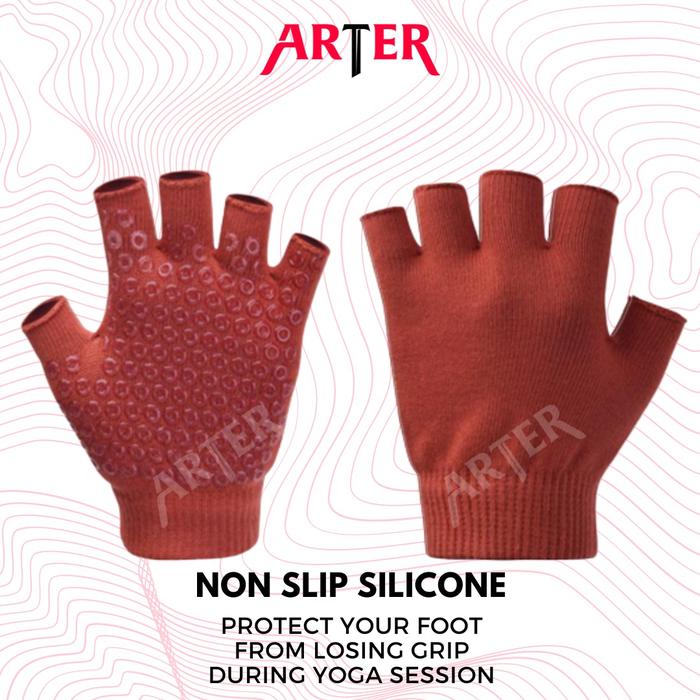 ARTER Sarung Tangan Yoga Pilates Gel Anti Slip Fitness Gym Gloves - Hitam