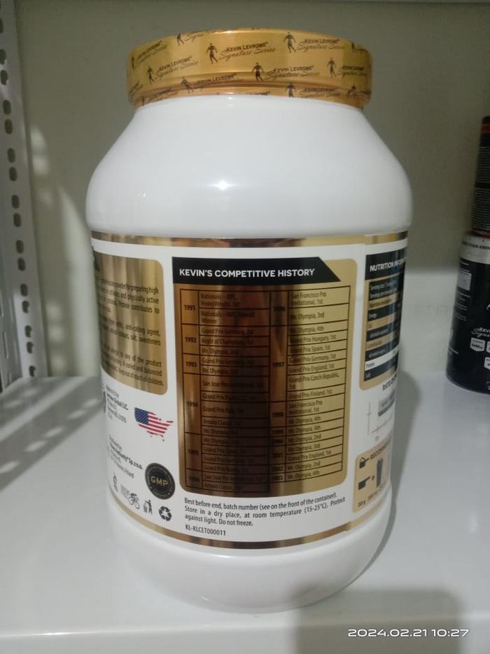 Kevin Levrone Gold Iso 2 kg 4.4Lb Whey Protein Isolate - Coklat, Handuk
