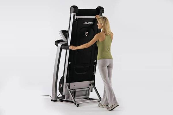 Life Fitness F3 Folding Treadmill Go Console Cardio