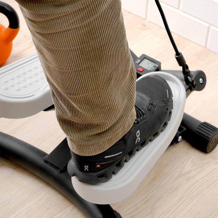 KINETIC MINI STEPPER DENGAN RESISTANCE BAND - HITAM