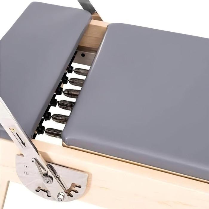 BLOOMS REFORMER WITH TOWER MAPLE BS-MT10 / PILATES REFORMER  Pilates Reformer- Training Exercise