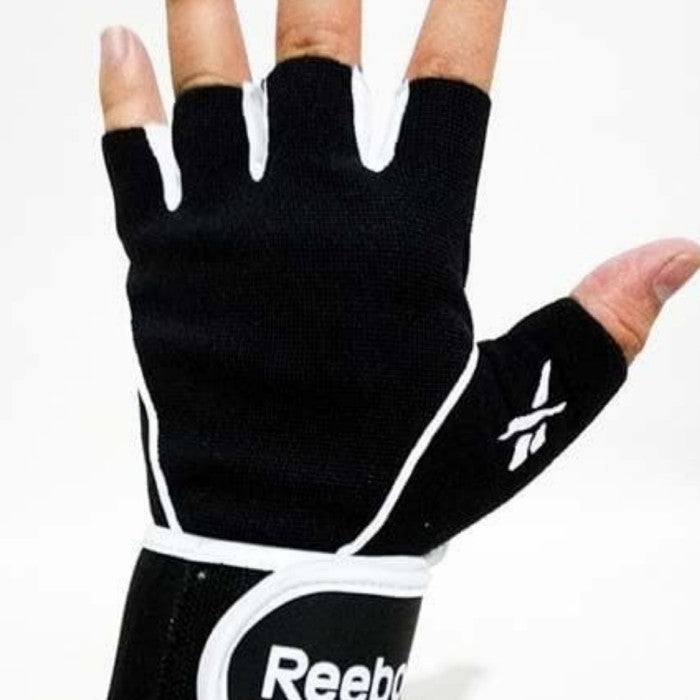 Sarung Tangan Reebok Wristwrap size L