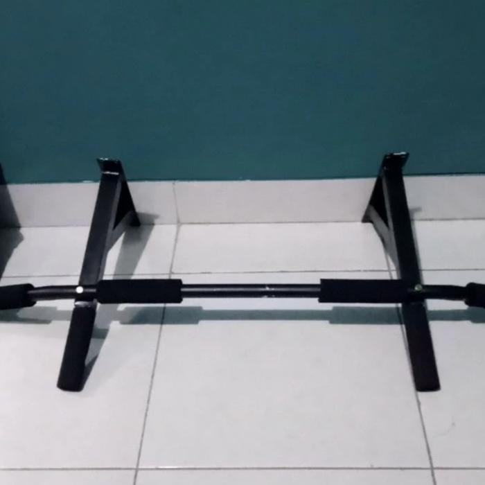 pull up bar/ chin up alat fitness rumah pull up dinding