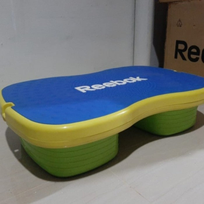 Reebok Easy Tone Aerobic Step Bench