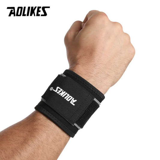 AOLIKES Pelindung Pergelangan Tangan Adjustable Wristband 1 PCS - A-7938