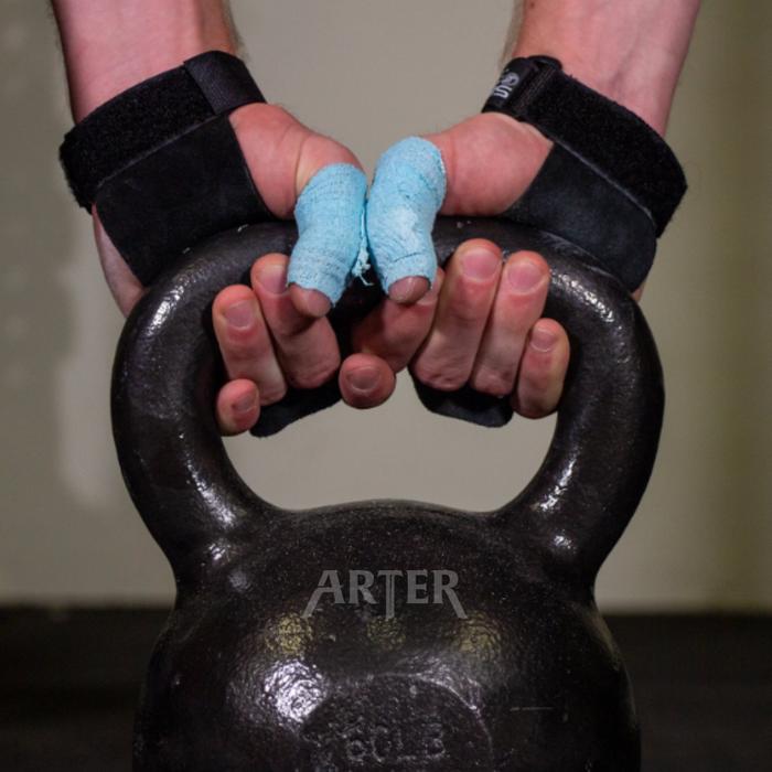 ARTER Finger Tape Gym Adhesive Finger Tape for CrossFit WeightLifting Hyrox Voli Futsal Basket Powerlifting Finger Support Protection - BLACK