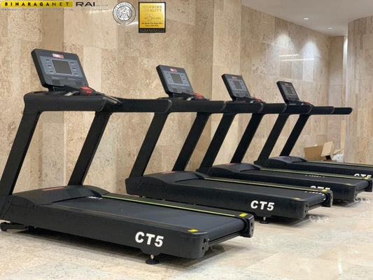 CT 5 COMMERCIAL TREADMILL BY COMING TECH