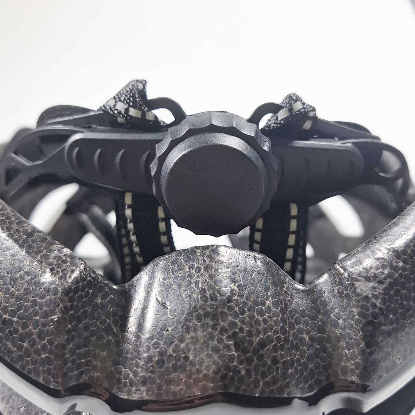 TaffSPORT Helm Sepeda Scooter Bicycle Helmet Ultralight Standard Vers - BK-4