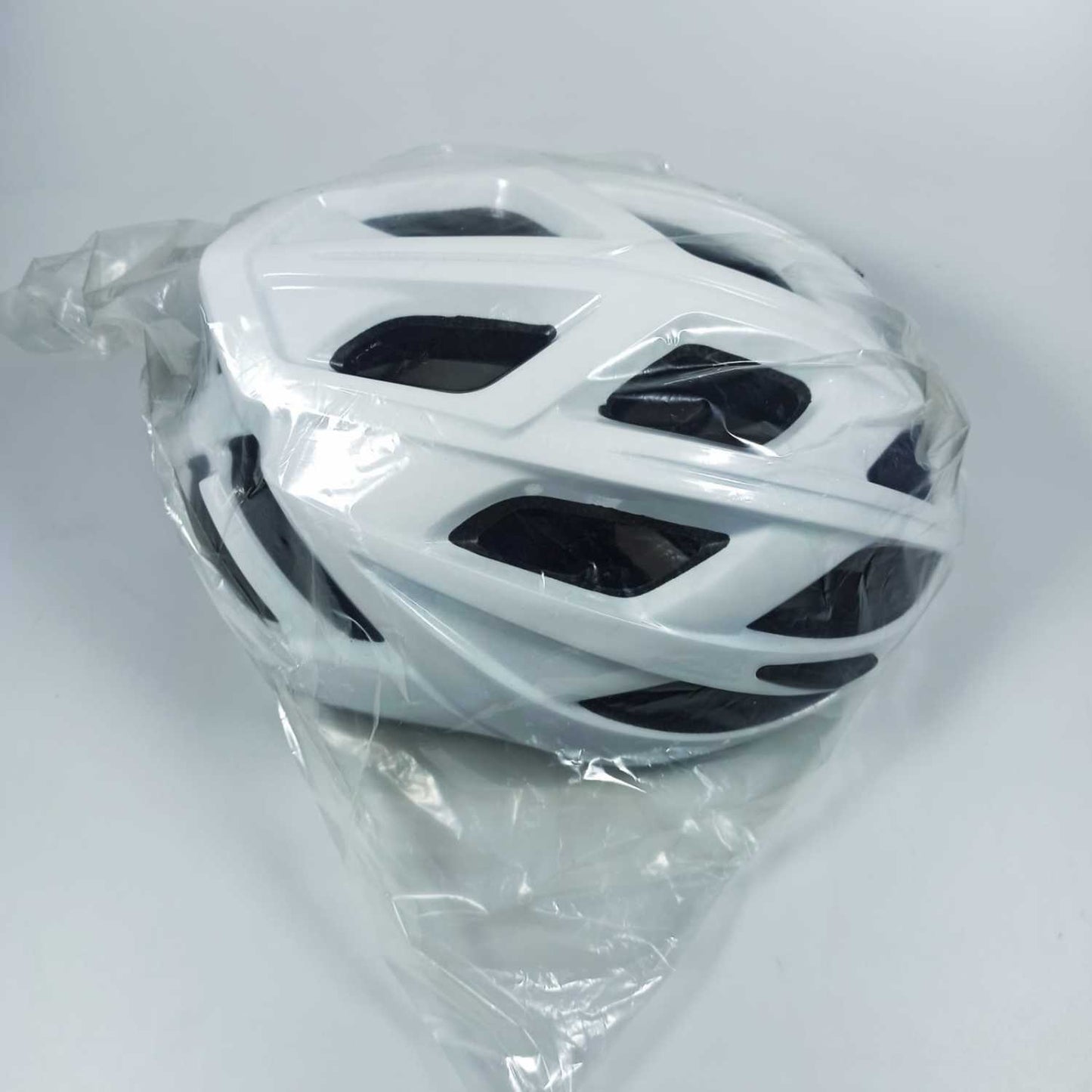 TaffSPORT Helm Sepeda Scooter Bicycle Helmet Ultralight Standard Vers - BK-4