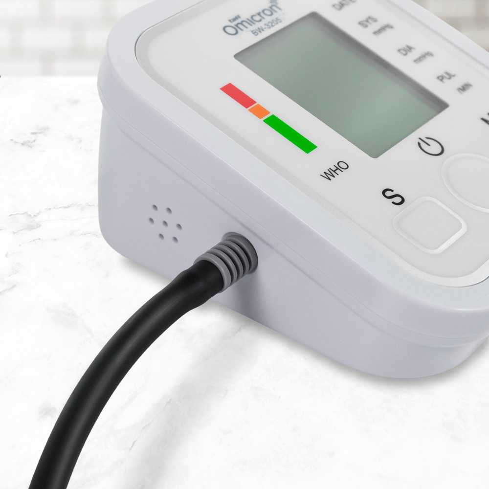TaffOmicron Tensimeter Digital Pengukur Tekanan Darah Indonesian Voice - BW-3205