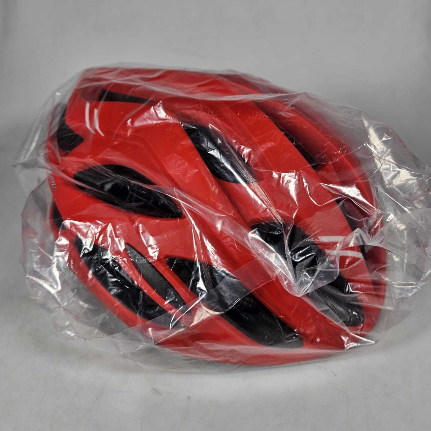 TaffSPORT Helm Sepeda Ultralight Breathable Bicycle Helmet 19 Air Vent - 008A