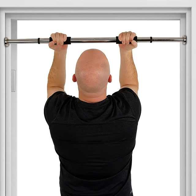 TaffSPORT Tiang Latihan Pull Up Pintu Door Gym Bar Solid Grip 62-100cm - HW139501